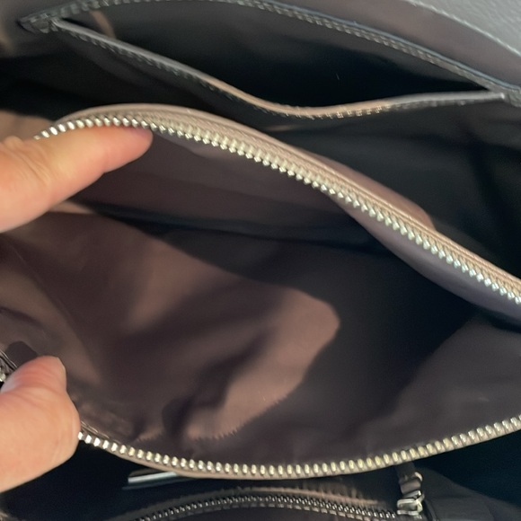 EUC Tory Burch McGraw triple compartment crossbody satchel tote - Picture 11 of 12